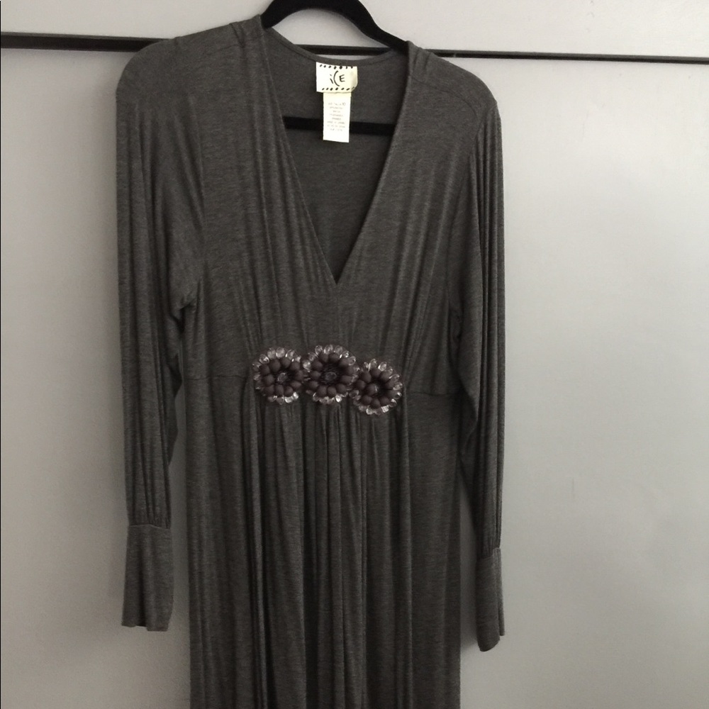 Women’s dress
